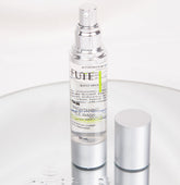 FUTE Skin Brightening Face Wash